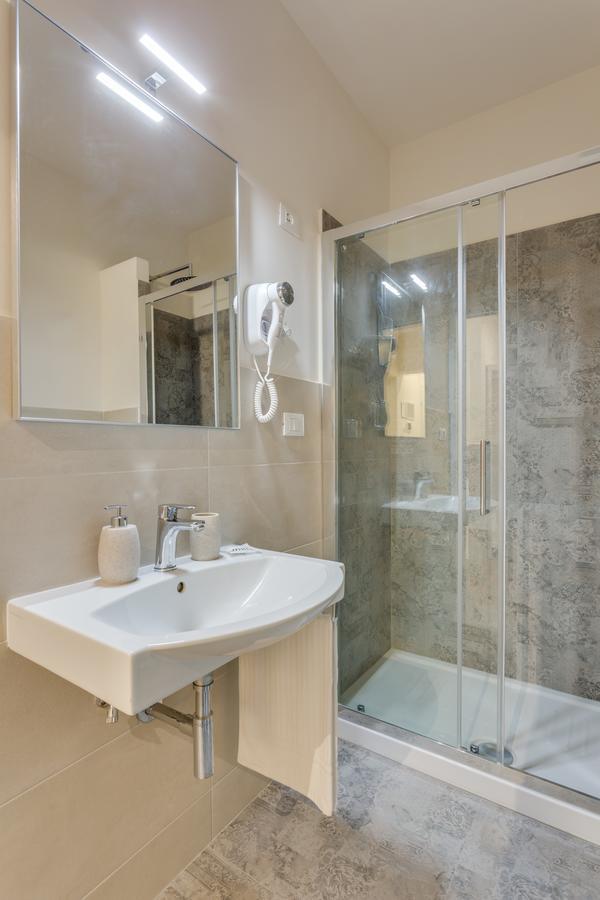 Navona Charme Suite Rome Bagian luar foto